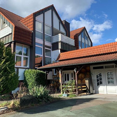 A&E Rooms Fernwald ภายนอก รูปภาพ