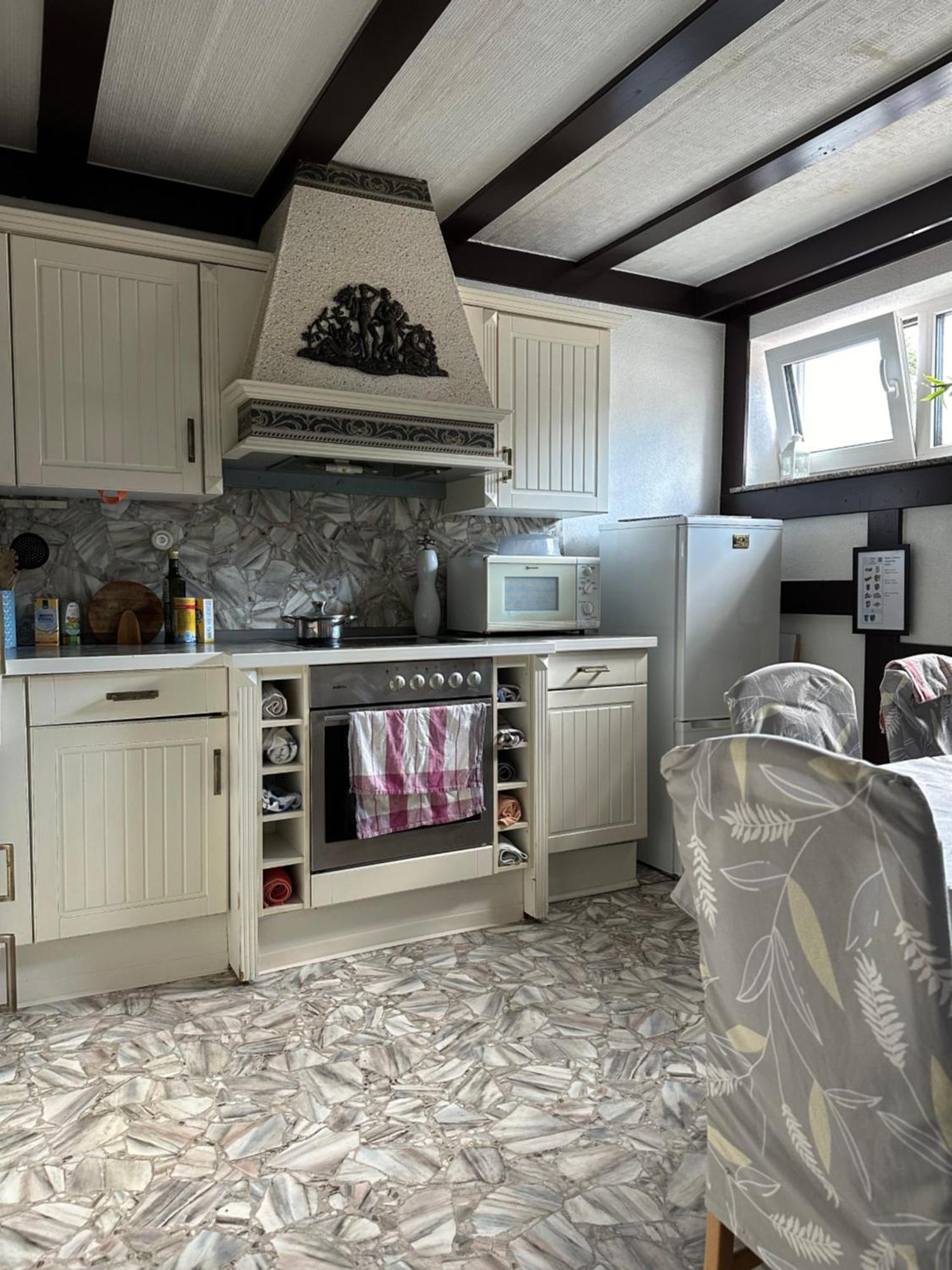 A&E Rooms Fernwald ภายนอก รูปภาพ