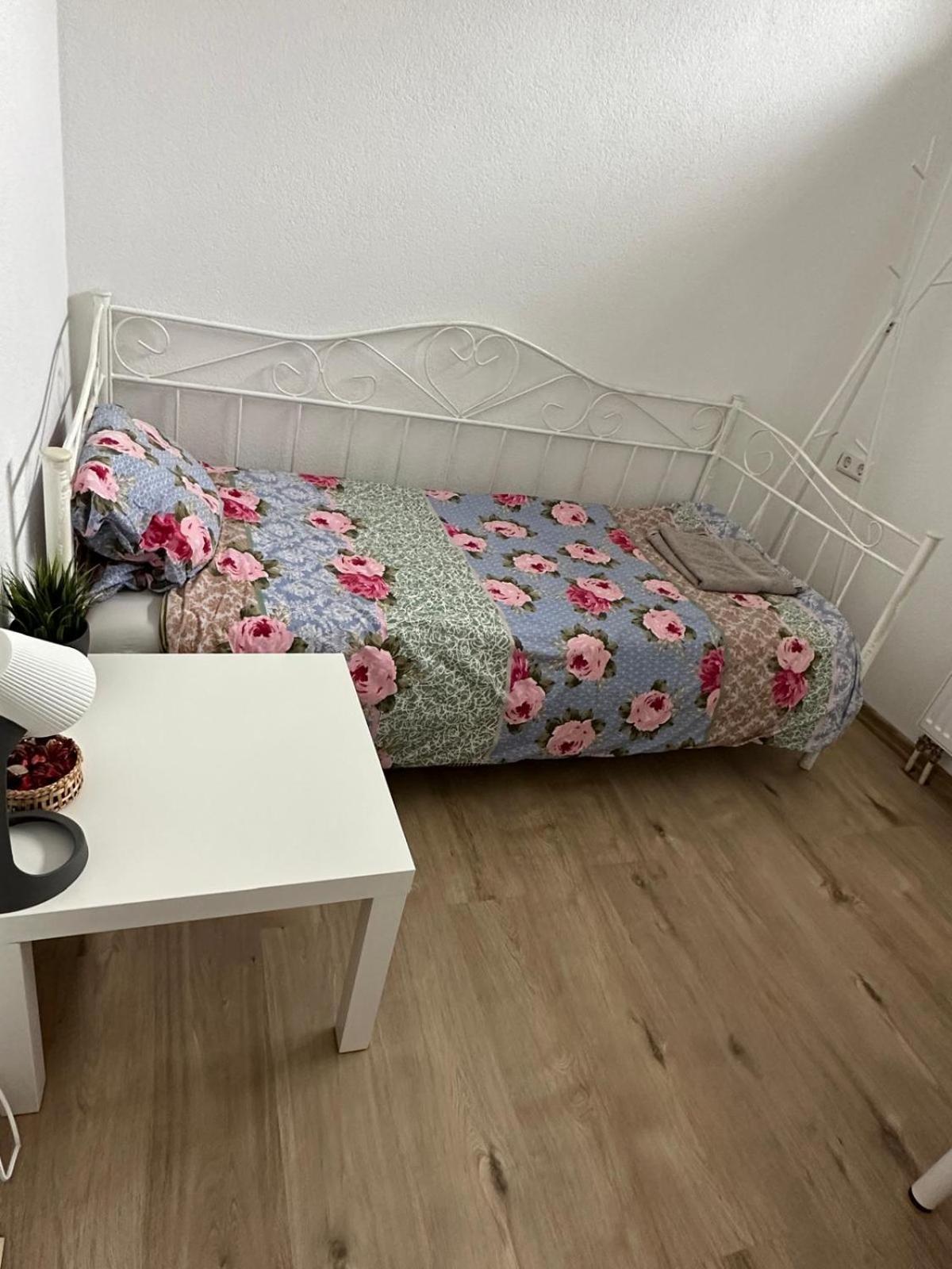 A&E Rooms Fernwald ภายนอก รูปภาพ
