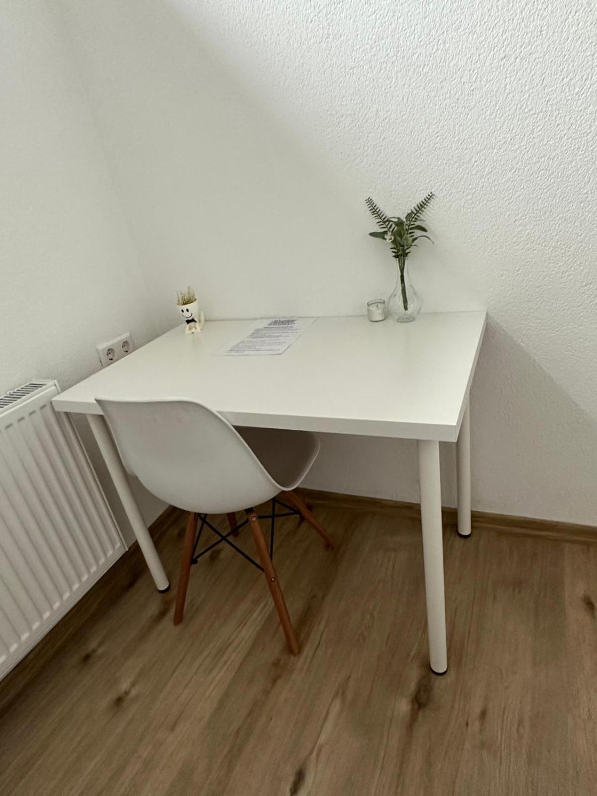A&E Rooms Fernwald ภายนอก รูปภาพ